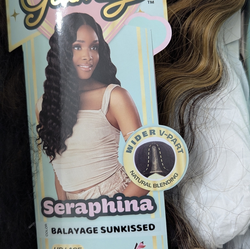 Woman Lace Front Wig - Picture 12 of 15